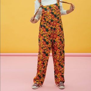 Lucy & Yak - Easton Organic Cotton Dungarees in Limited Edition Florian Print